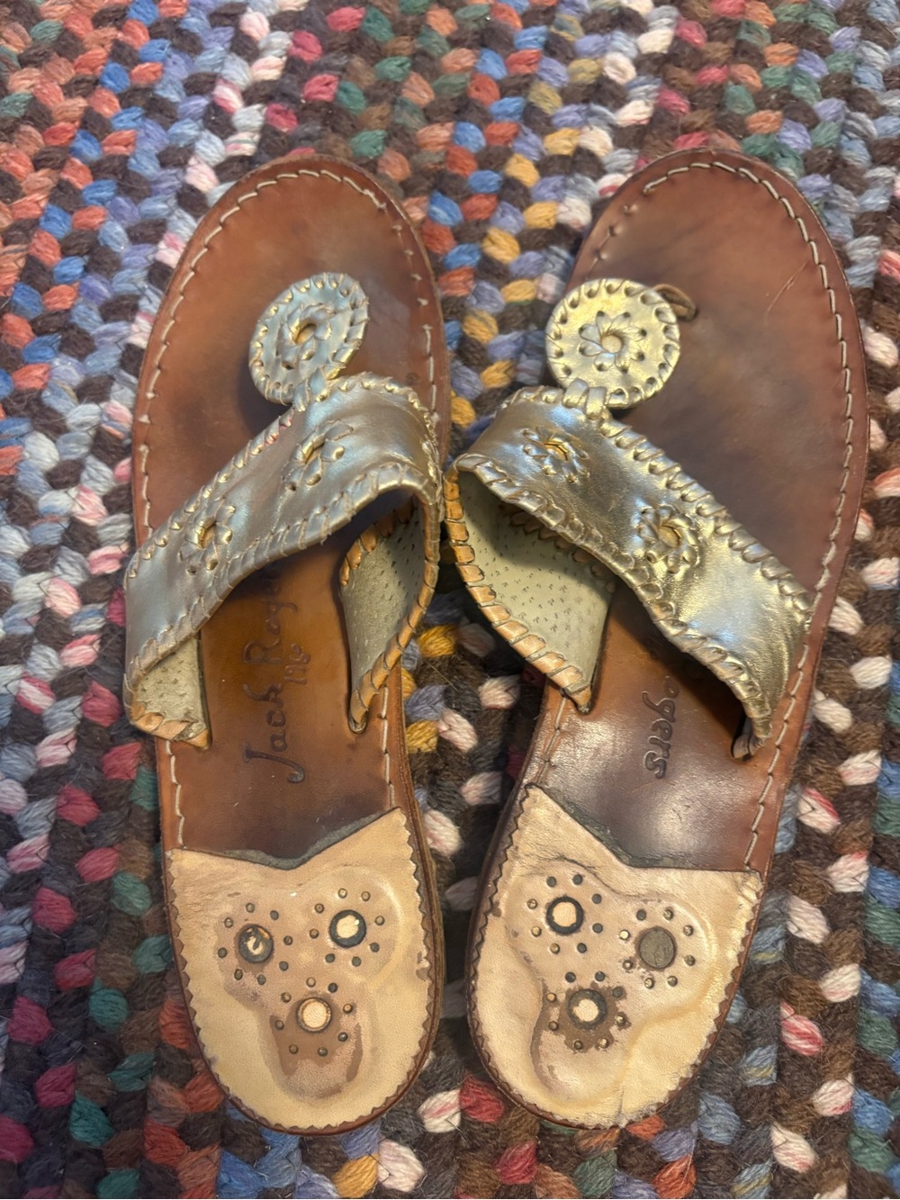 Leather Thong Sandals in Brown and Gold